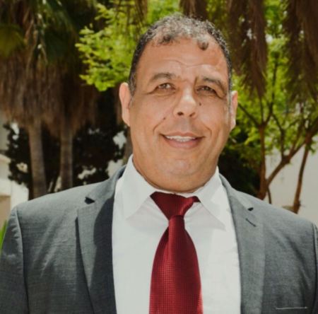 تهديد الصورة النمطية للمهاجرين المراهقين..